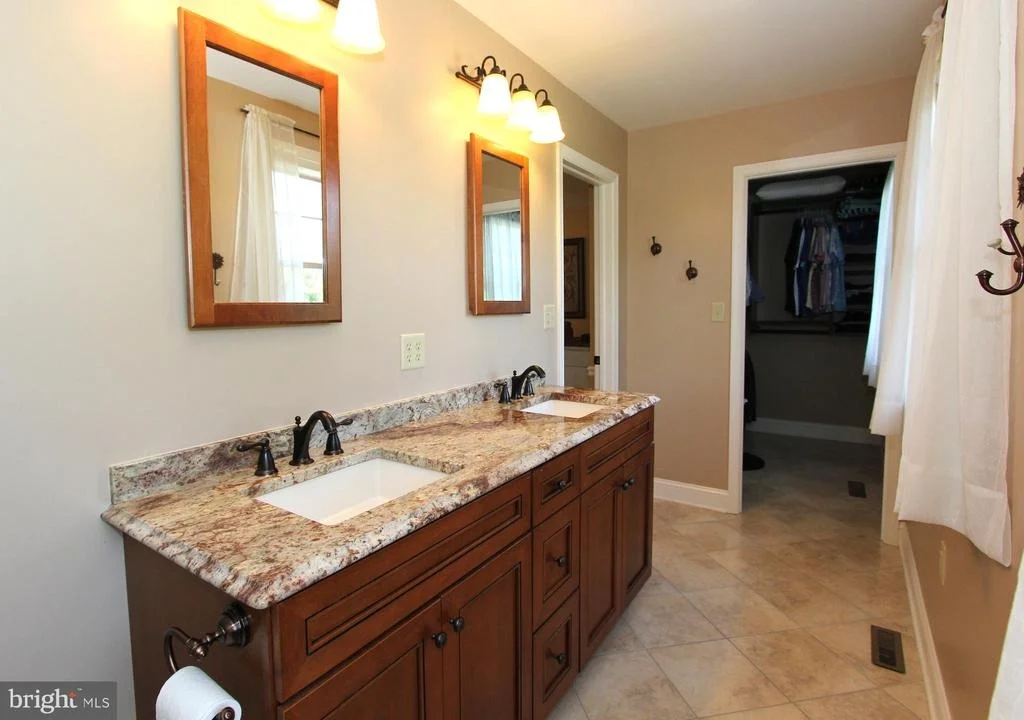 Photo of 6759 MEADOWSIDE DRIVE
