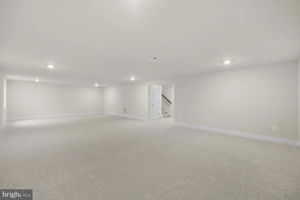 Photo of 9191 PEACH TREE DRIVE