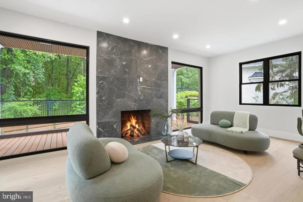 Photo of 1124 SAVILE LANE