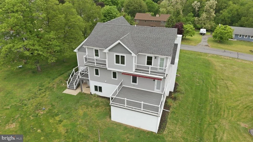 Photo of 160 CLIFFVIEW DRIVE