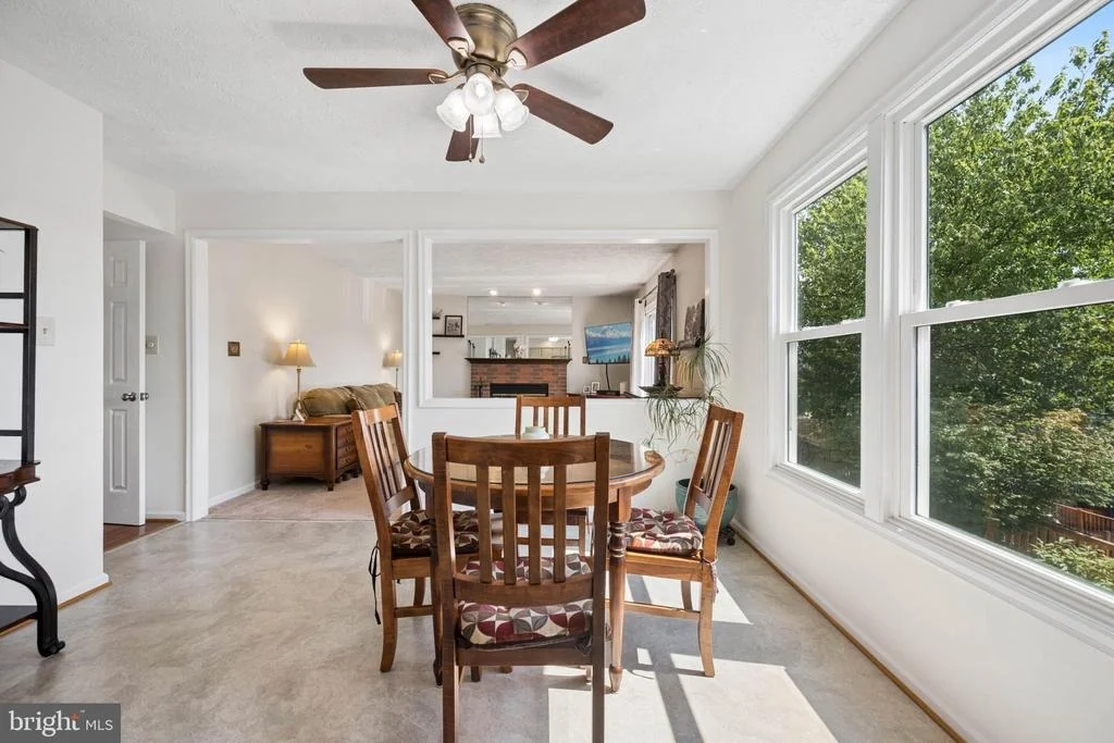 Photo of 6305 DERBY CIRCLE