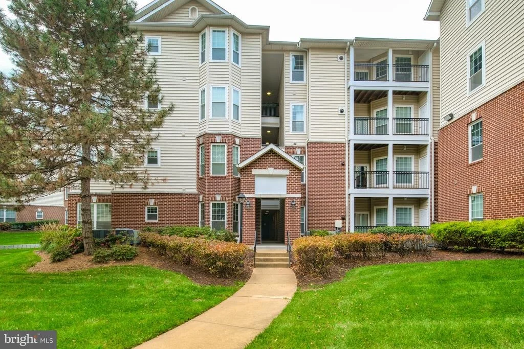 Photo of Unit 8102 at 1550 SPRING GATE DRIVE