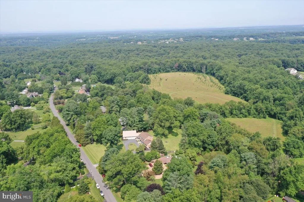 Photo of 14811 SPRINGFIELD ROAD