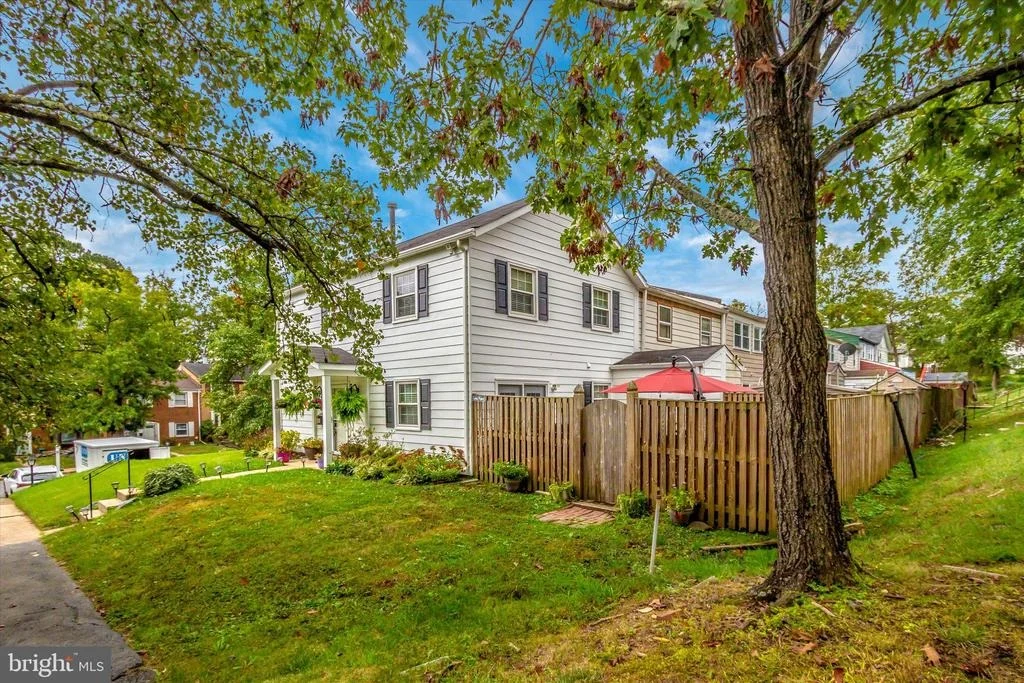 Photo of 12145 DOVE CIRCLE