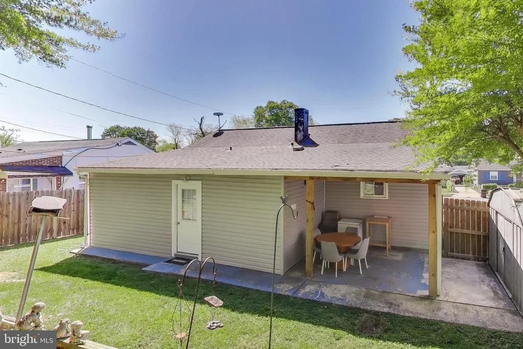 Photo of 1031 MARTON STREET
