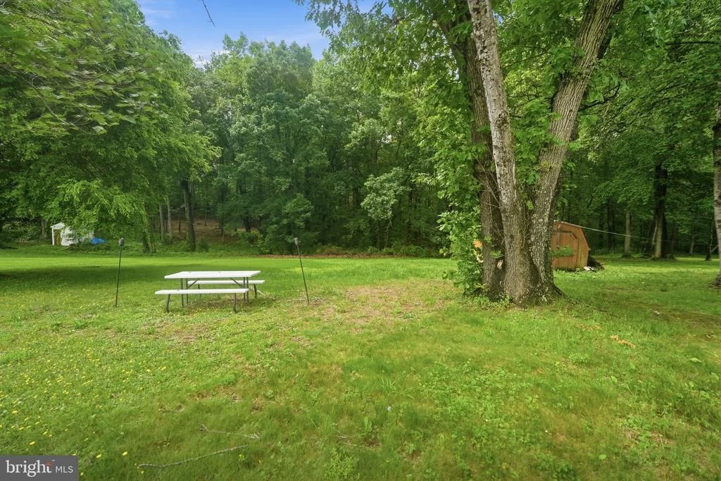 Photo of 8398 KIRTLEY TRAIL
