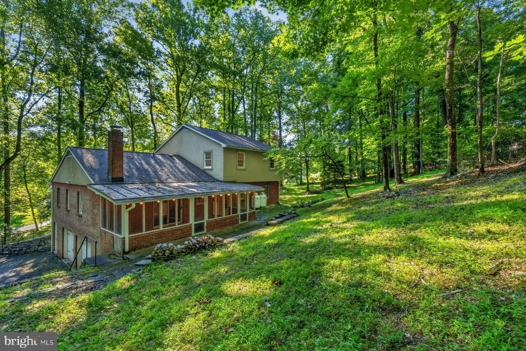 Photo of 9034 HAMBURG ROAD