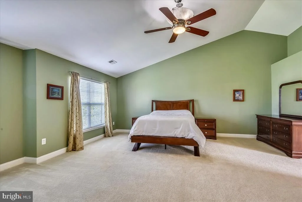Photo of 25861 SPRING FARM CIRCLE