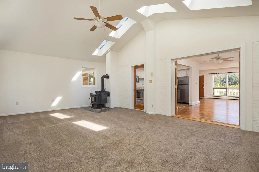 Photo of 9258 LEE HIGHWAY