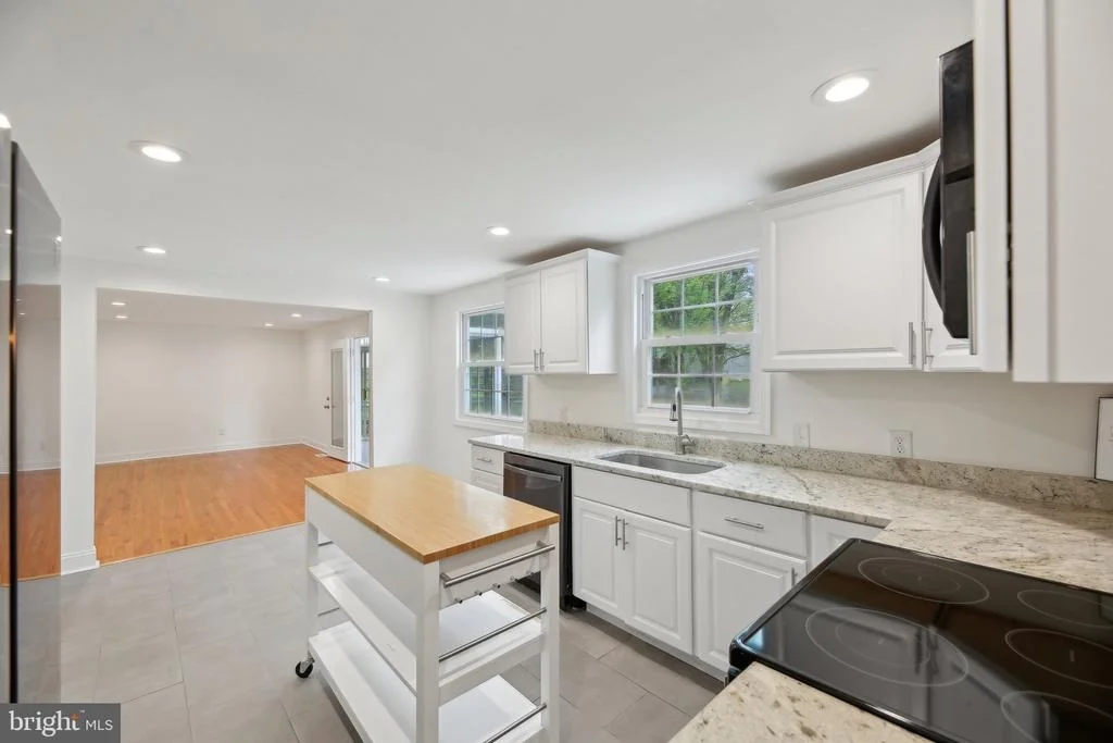 Photo of 1844 MILLSTREAM DRIVE