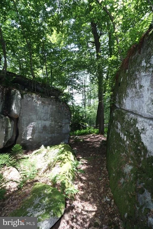 Photo of 97 MOUNTAINTOP ROAD