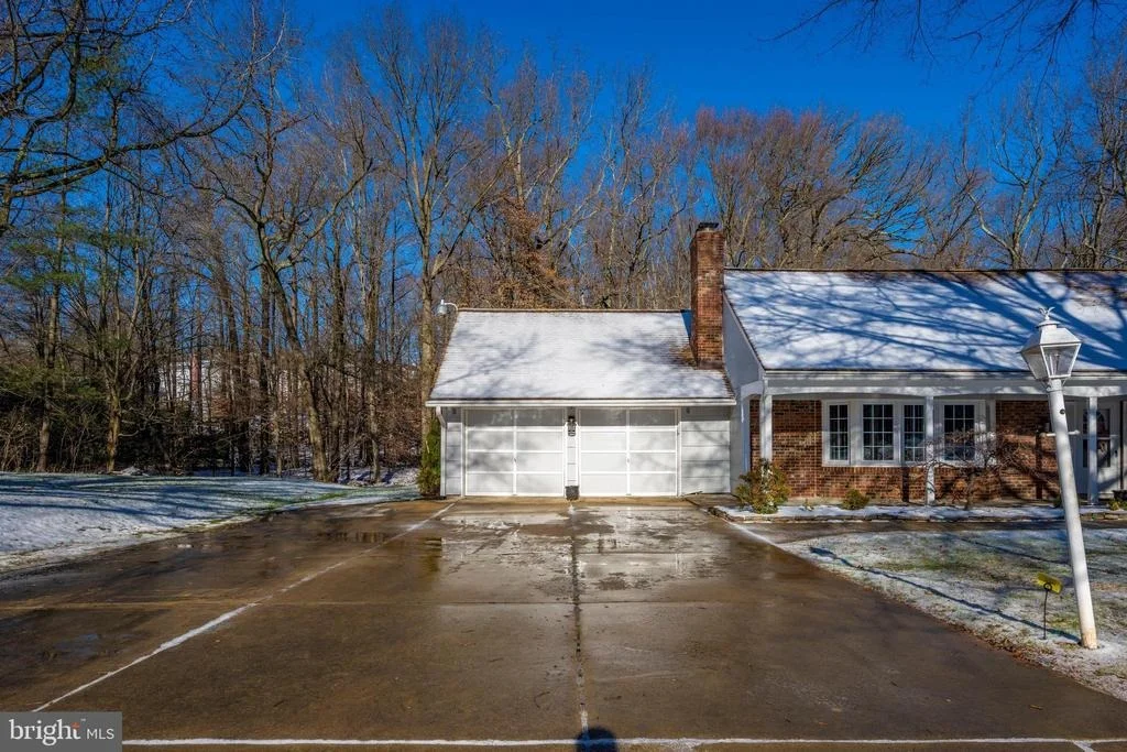 Photo of 8800 MONTPELIER DRIVE