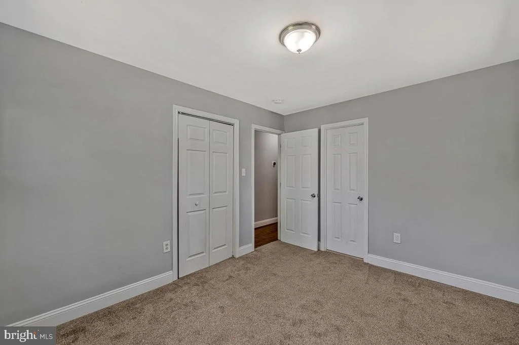 Photo of 409 UNIVERSITY DRIVE