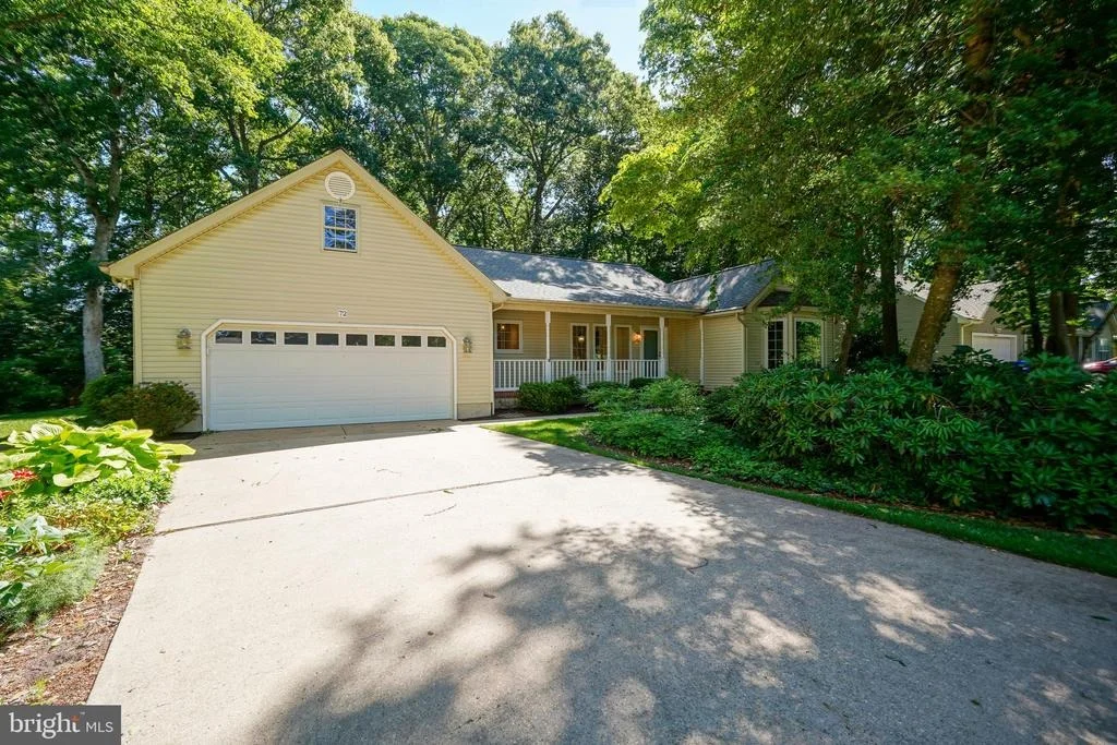 Photo of 72 GAINSBOROUGH DRIVE