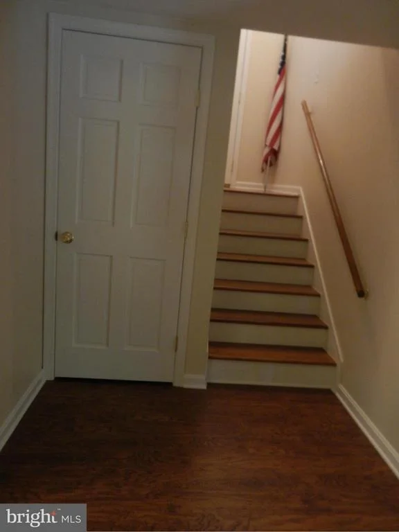 Photo of 45286 BAREFOOT DRIVE