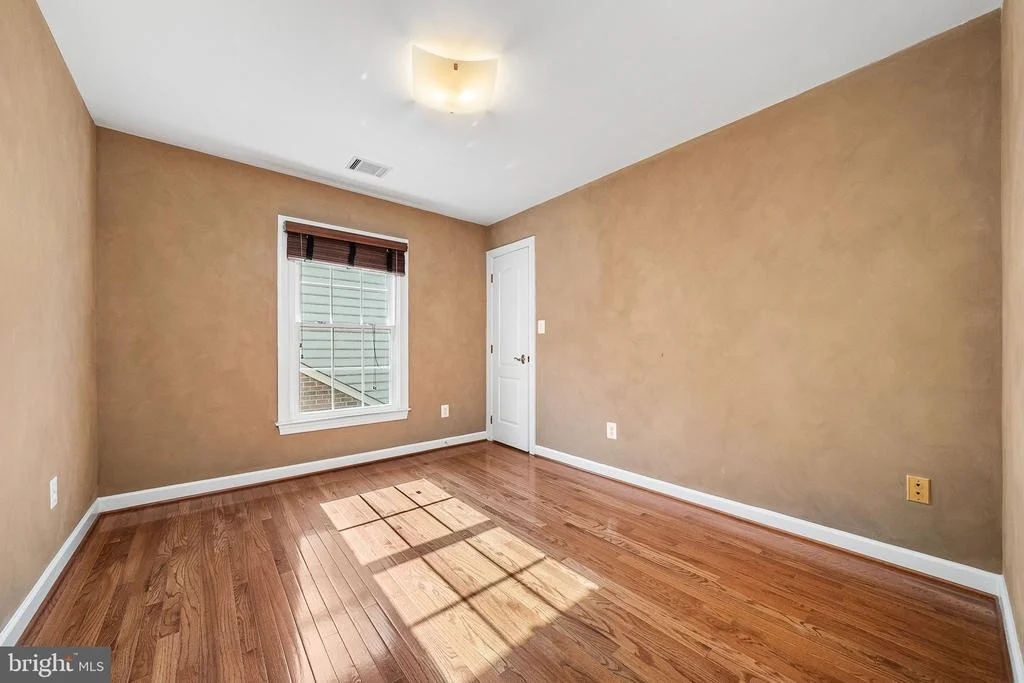 Photo of 9828 FOX REST LANE