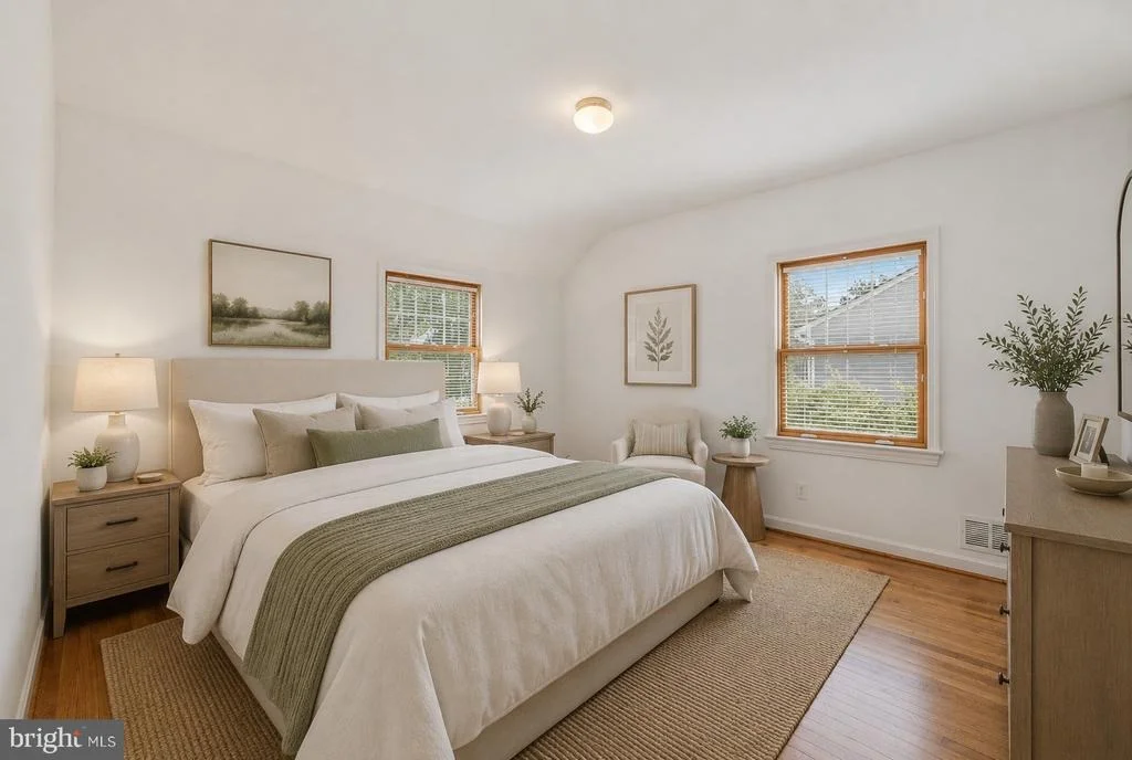 Photo of 717 MAPLETON ROAD