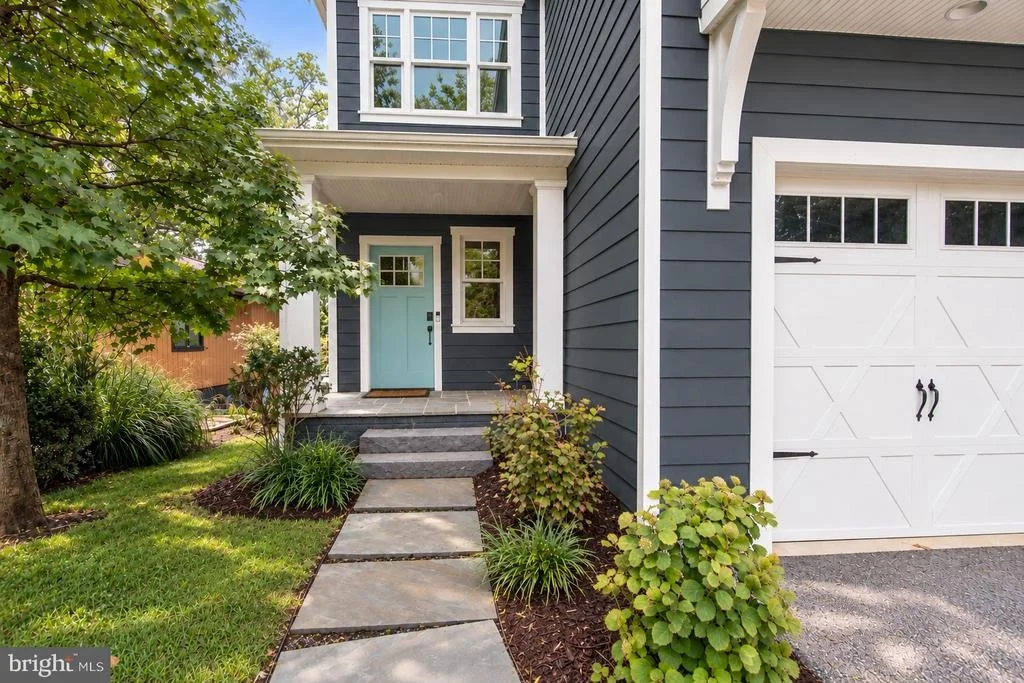 Photo of 108 CRESSTON ROAD