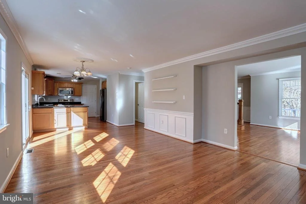 Photo of 8278 LEISHEAR ROAD