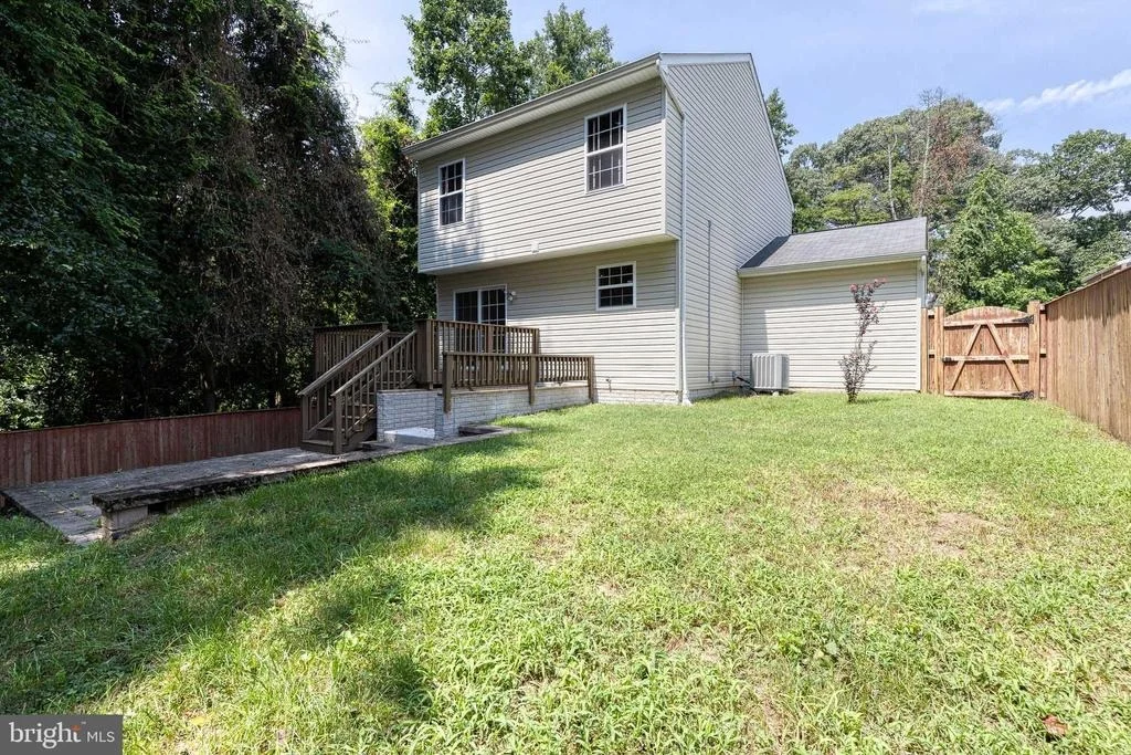 Photo of 901 8TH STREET