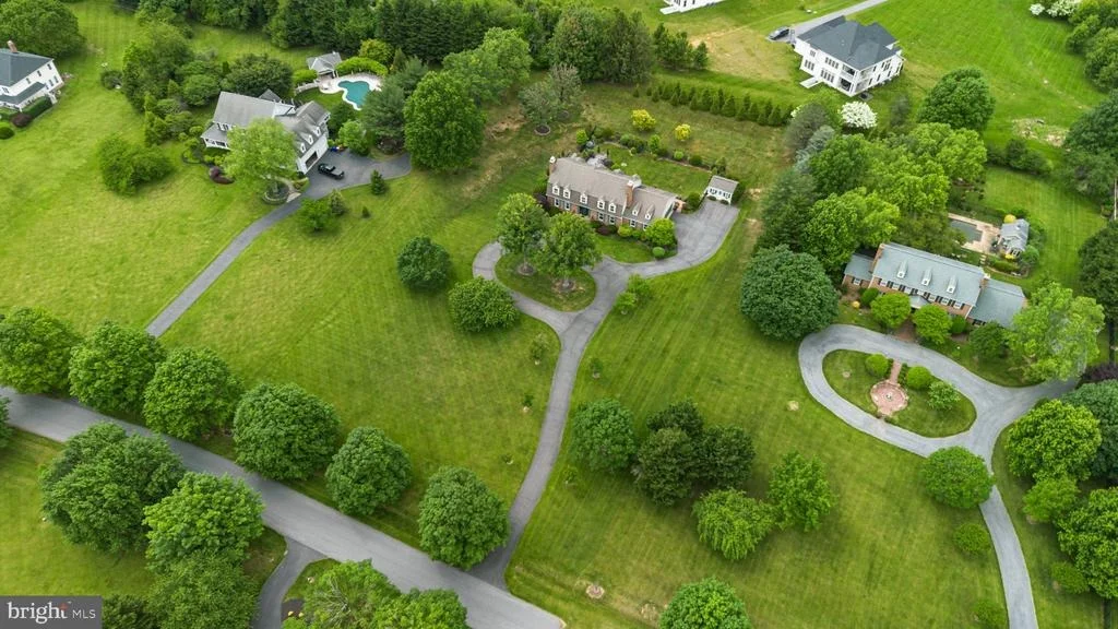 Photo of 21108 GOLF ESTATES DRIVE