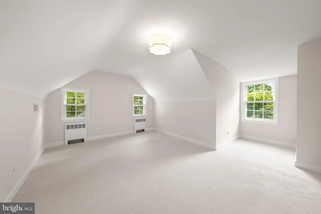 Photo of 2800 FOXHALL ROAD NW