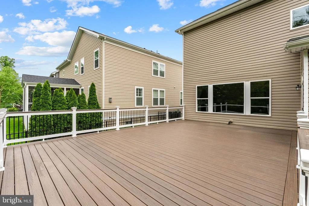Photo of 23754 KILKERRAN DRIVE
