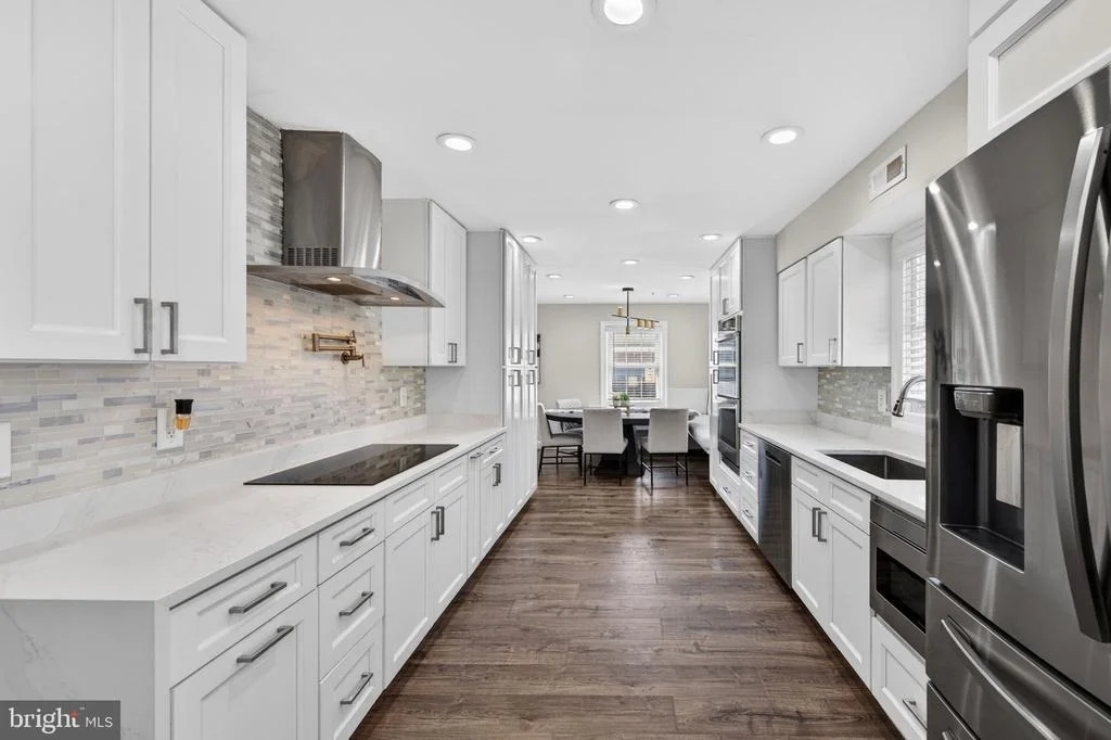 Photo of 4202 MINSTRELL LANE