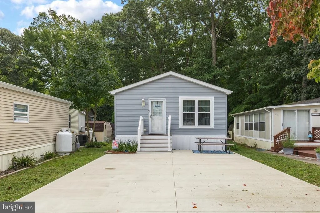Photo of 192 TIMBERLINE CIRCLE
