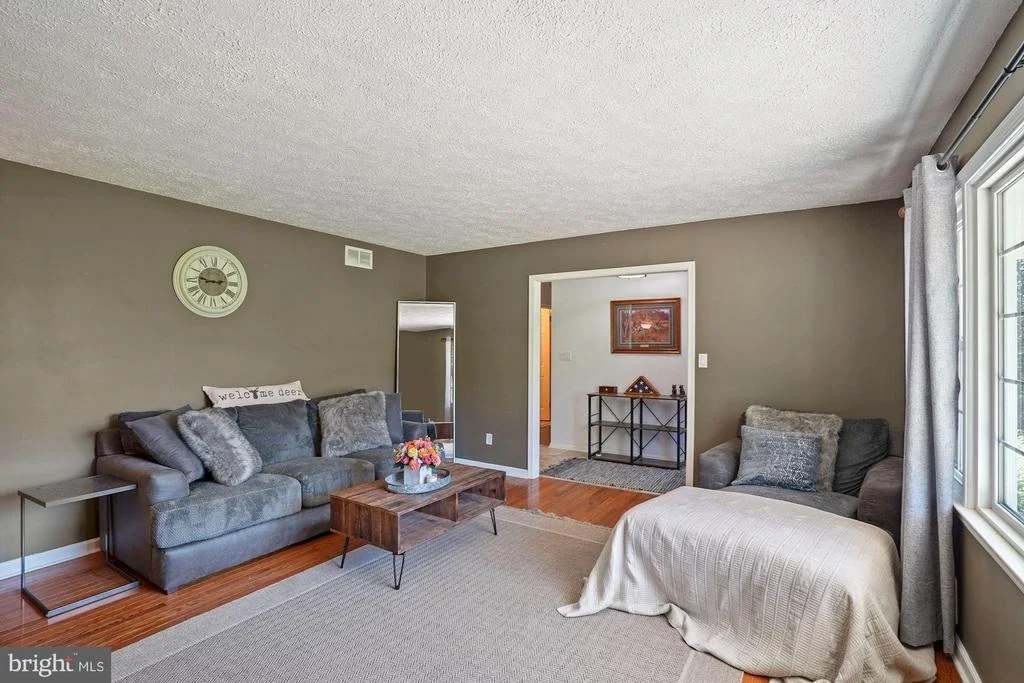 Photo of 5540 OLIVER LANE