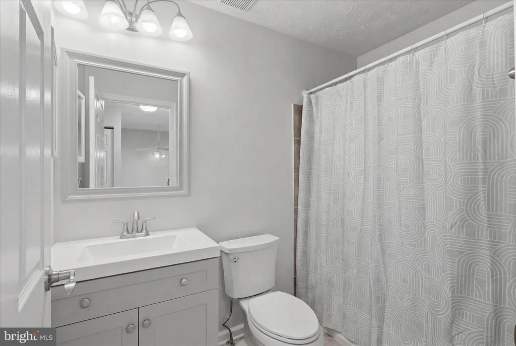 Photo of 5024 MALLARD LANE