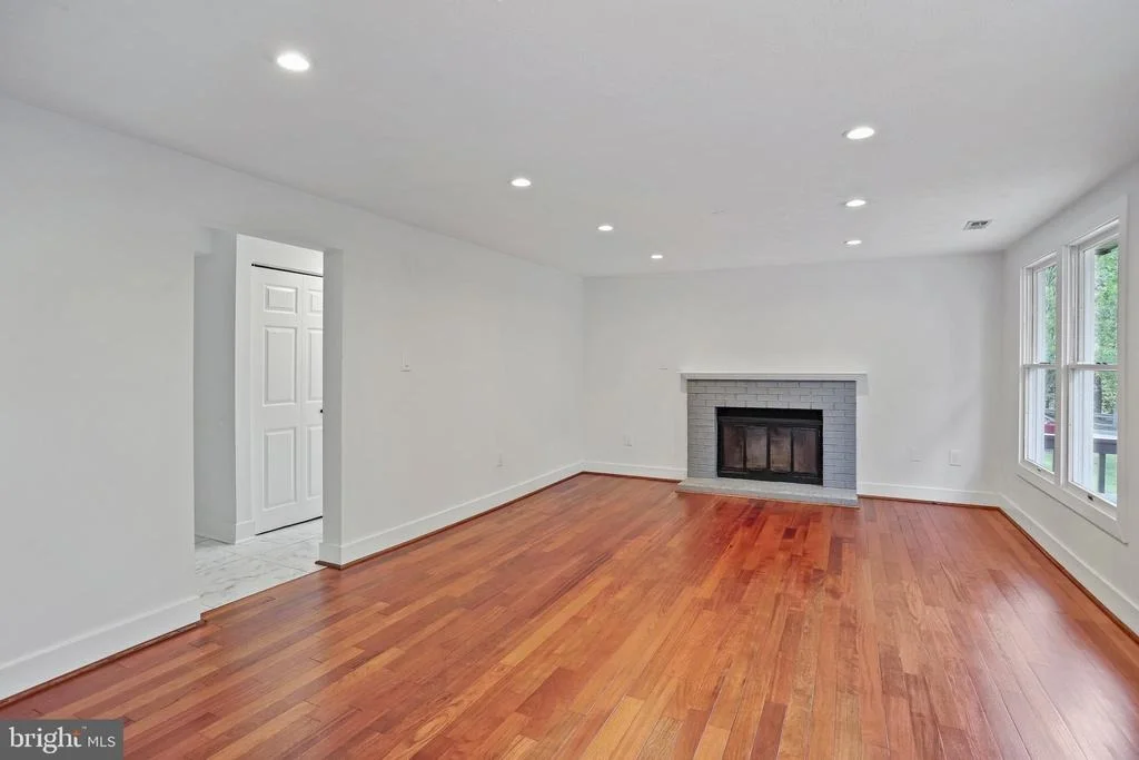 Photo of 3006 MEMORY LANE
