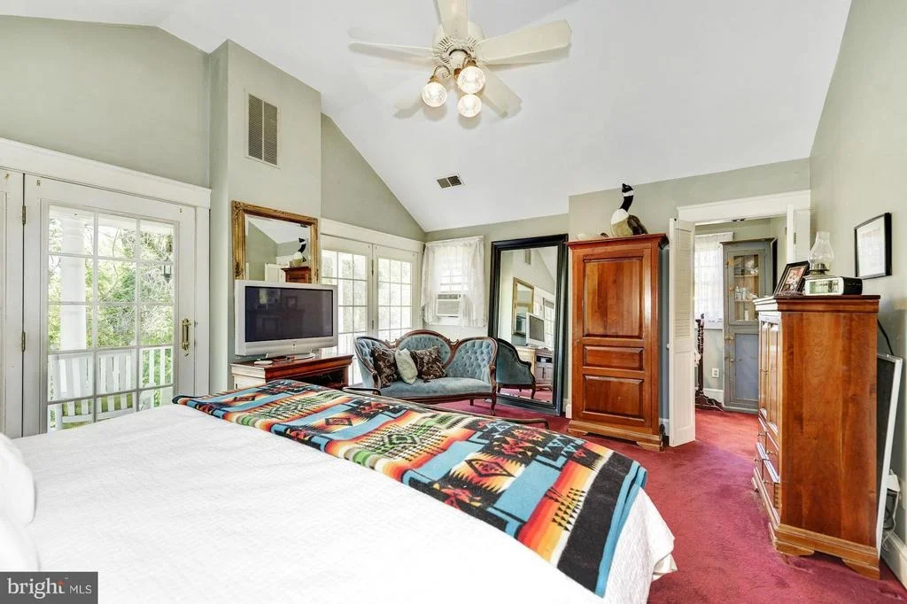 Photo of 4011 GALLOWS ROAD