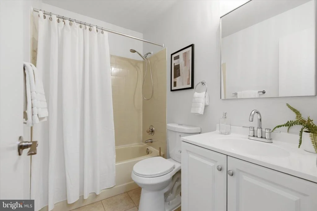 Photo of Unit 424 at 4708 COLONEL ASHTON PLACE