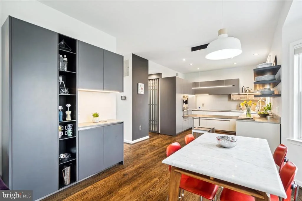 Photo of 2554 BEAR DEN ROAD
