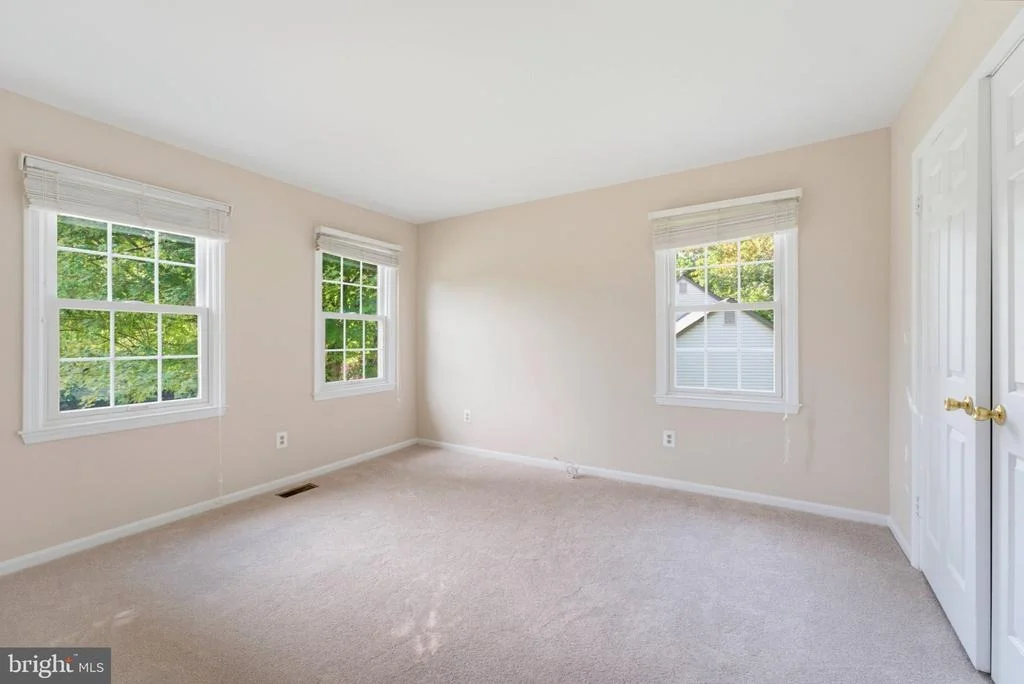 Photo of 7827 BELLEFLOWER DRIVE