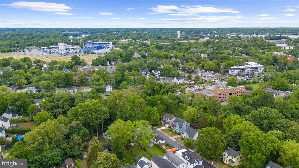 Photo of 102 BREWER AVENUE