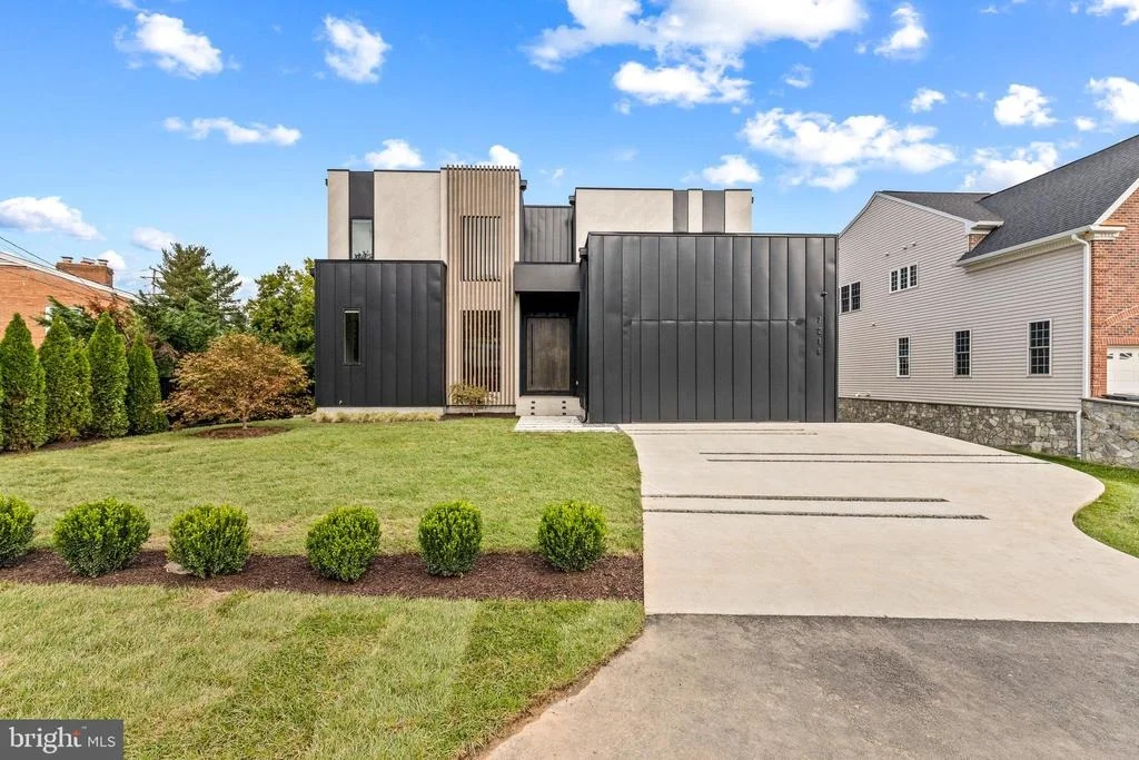 Photo of 7216 DAVIS COURT
