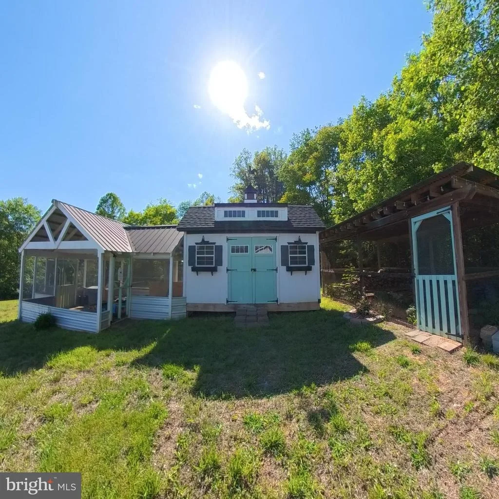 Photo of 1225 MIDDLE RIVER ROAD