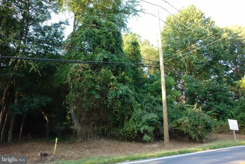 Photo of 8365 WARFIELD ROAD