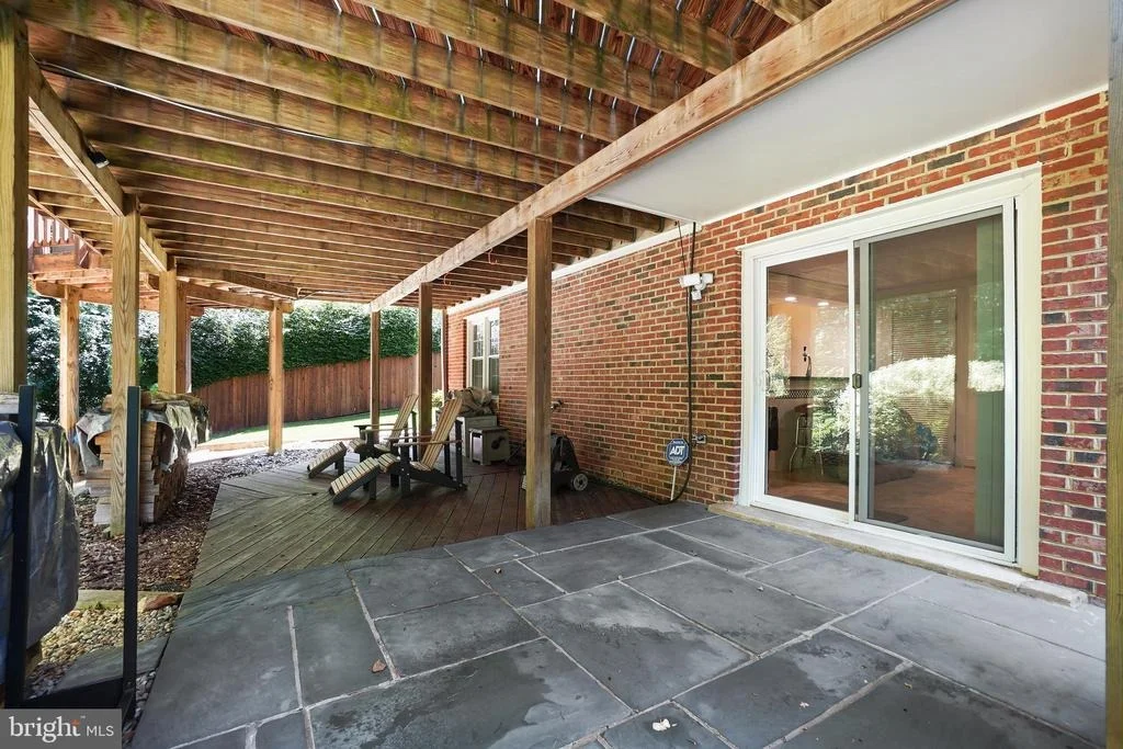 Photo of 616 SILVERSTONE COURT