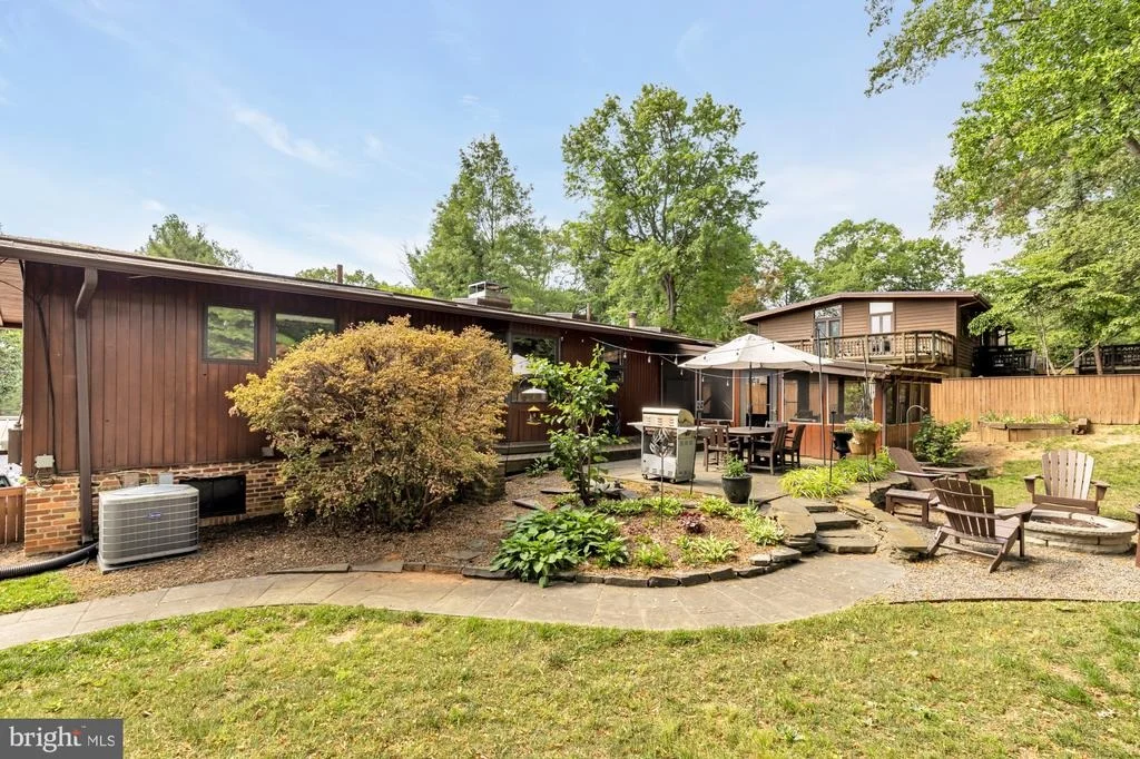 Photo of 3018 PINE SPRING ROAD