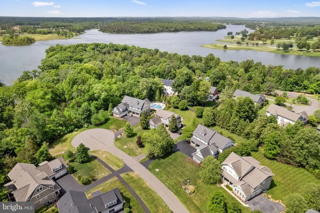 Photo of 8328 PINE KNOTT COURT