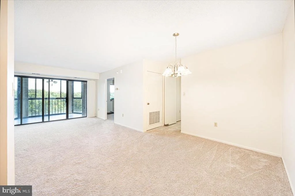 Photo of Unit 1807 at 15101 INTERLACHEN DRIVE