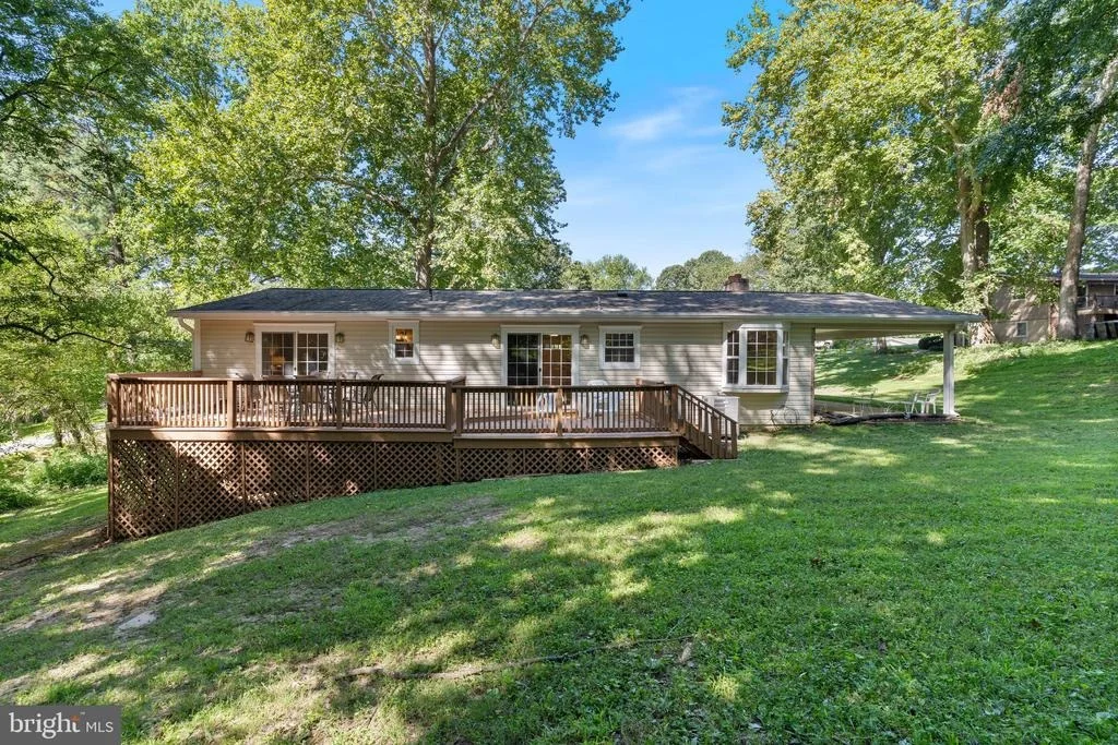 Photo of 11219 LAKEVIEW DRIVE