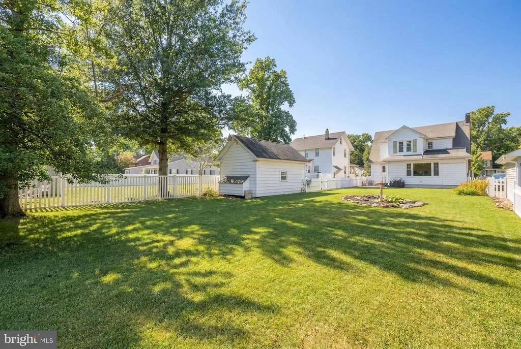 Photo of 552 BELLEVUE AVENUE