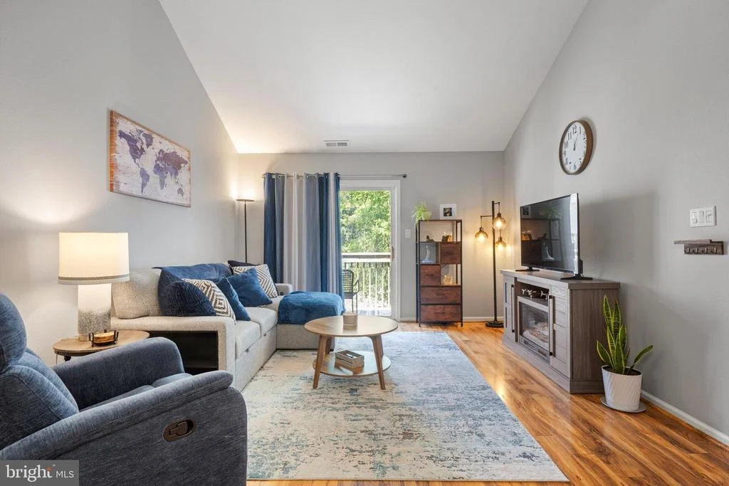 Photo of 1095 TRISTRAM CIRCLE