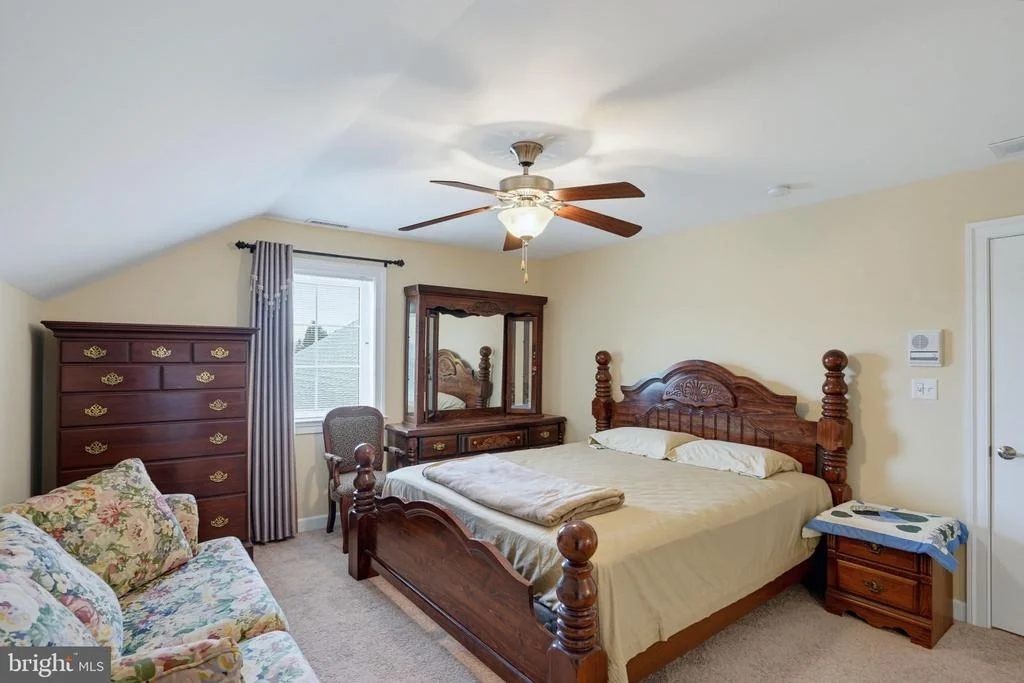 Photo of 35525 PEREGRINE ROAD