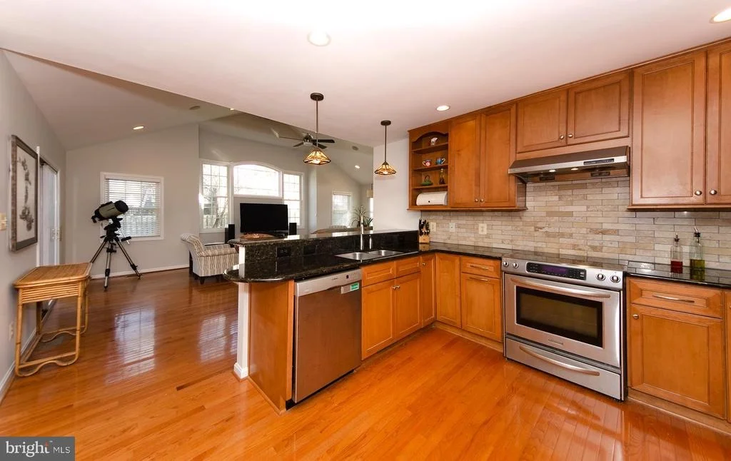 Photo of 6532 ELNIDO DRIVE