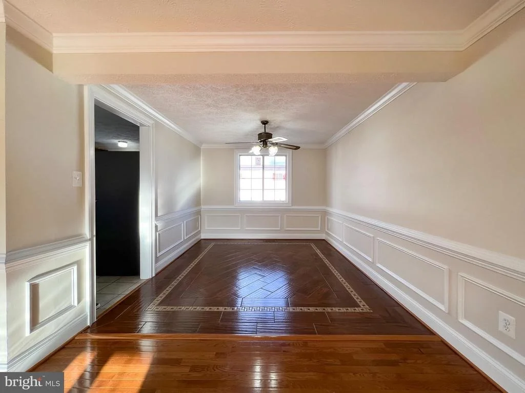 Photo of 1800 LAWNVIEW DRIVE
